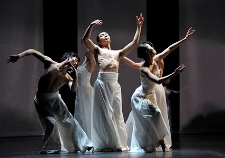 Img5-1 contemporary dance style